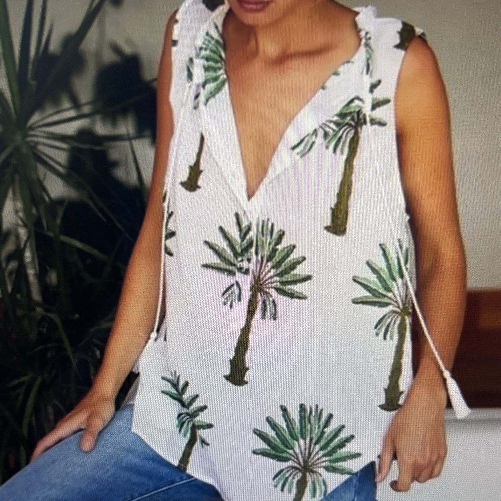 Emerson Fry swing tank in palms White and Green top